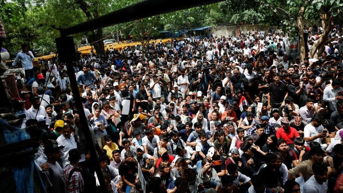 Students Stage Nationwide Protests Demanding Education Reforms and Greater Transparency